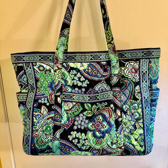 Vera Bradley Handbags - Vera Bradley Blue Rhapsody Get Carried Away Zip Tote Large Retired Print